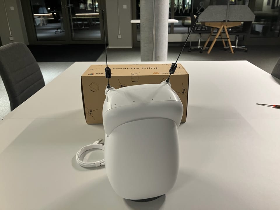 116 #reachy #assembly